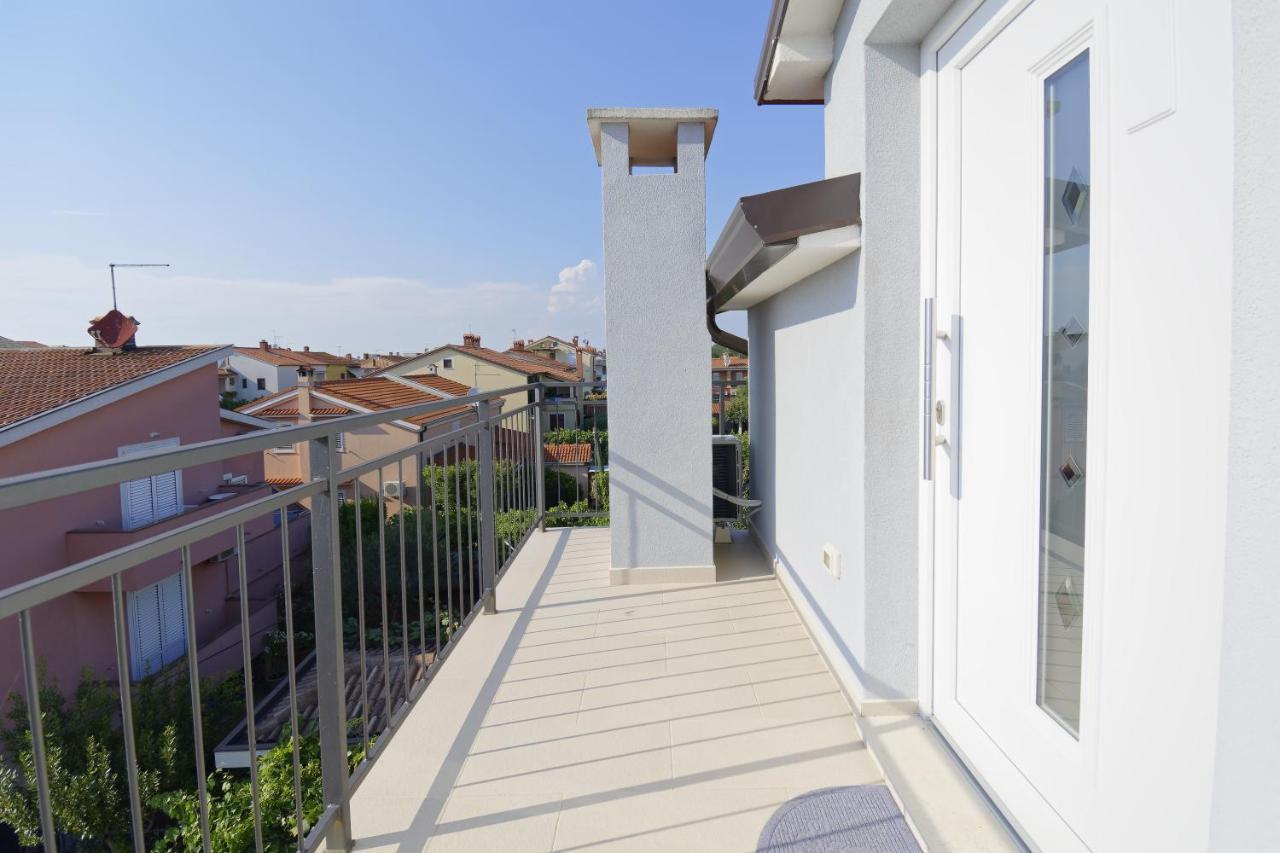 Apartments Goran By Rent Istria Umag Zimmer foto