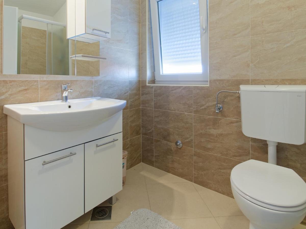 Apartments Goran By Rent Istria Umag Exterior foto